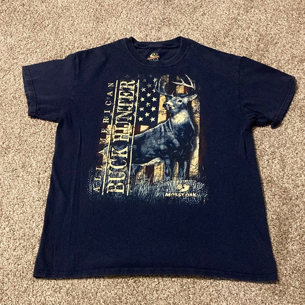 Mossy oak boys blue Tshirt, size medium